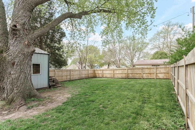 212 Madison Avenue, Deforest, WI 53532
