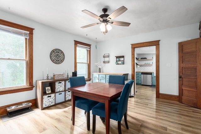 212 Madison Avenue, Deforest, WI 53532