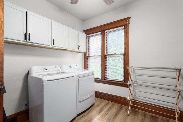 212 Madison Avenue, Deforest, WI 53532