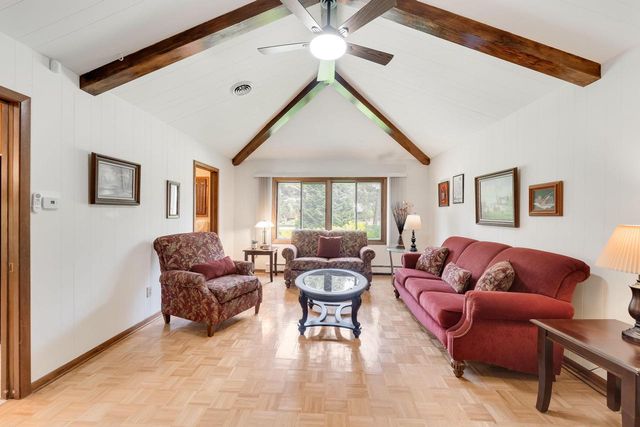 11355 N Rosewood DRIVE, Mequon, WI 53092