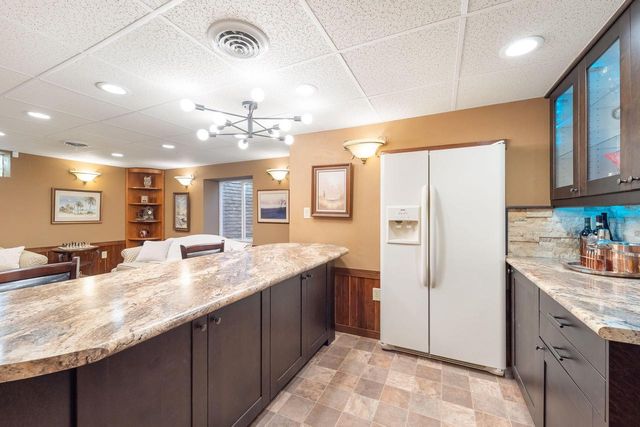 11355 N Rosewood DRIVE, Mequon, WI 53092