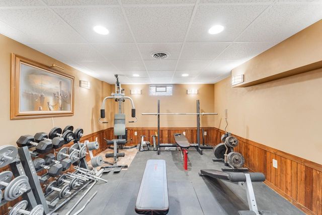 11355 N Rosewood DRIVE, Mequon, WI 53092