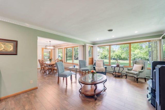 11355 N Rosewood DRIVE, Mequon, WI 53092