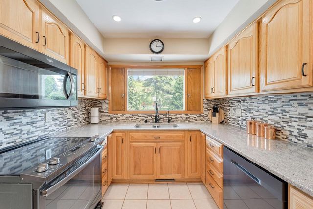 11355 N Rosewood DRIVE, Mequon, WI 53092