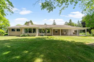 11355 N Rosewood DRIVE, Mequon, WI 53092