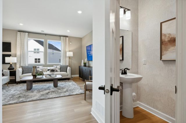 10724 Henslowe Avenue S, Cottage Grove, MN 55016