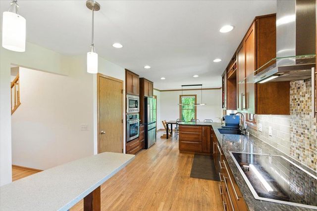 26 Maple Valley Court, Madison, WI 53719