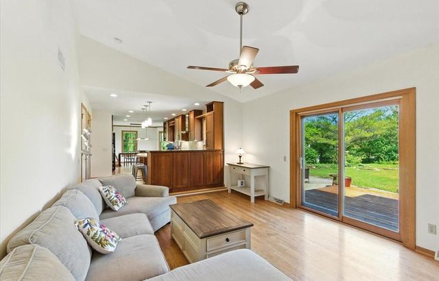 26 Maple Valley Court, Madison, WI 53719