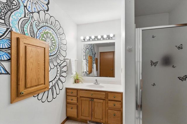 26 Maple Valley Court, Madison, WI 53719
