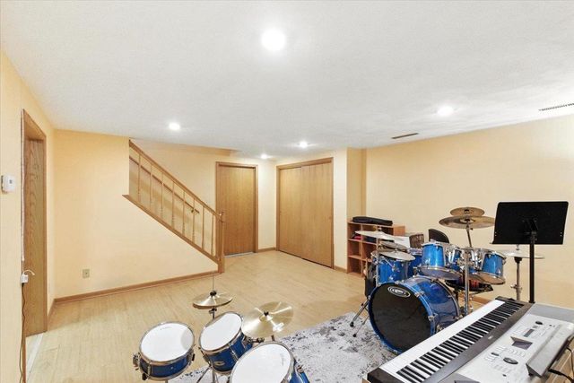 26 Maple Valley Court, Madison, WI 53719