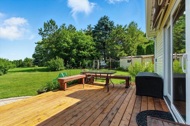 26 Maple Valley Court, Madison, WI 53719