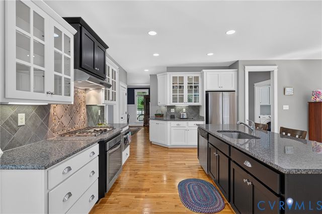 11630 Barrows Ridge Ln, Chesterfield, VA 23838