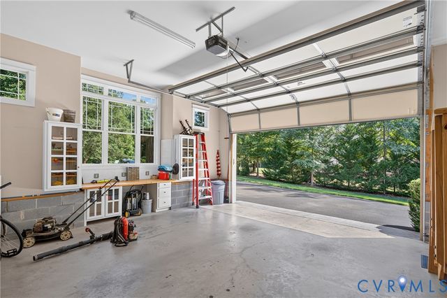 11630 Barrows Ridge Ln, Chesterfield, VA 23838