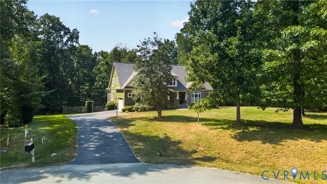 11630 Barrows Ridge Ln, Chesterfield, VA 23838