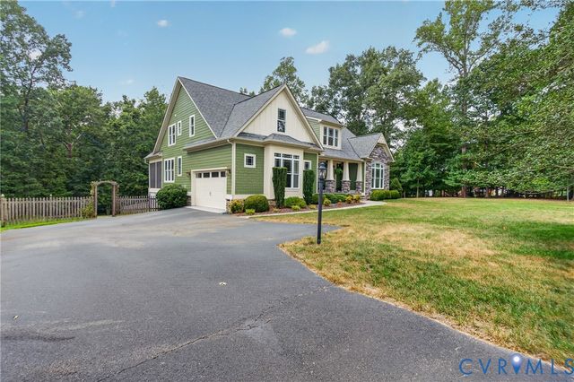 11630 Barrows Ridge Ln, Chesterfield, VA 23838