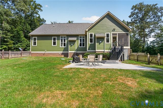 11630 Barrows Ridge Ln, Chesterfield, VA 23838