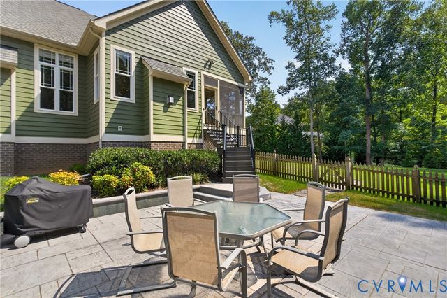 11630 Barrows Ridge Ln, Chesterfield, VA 23838