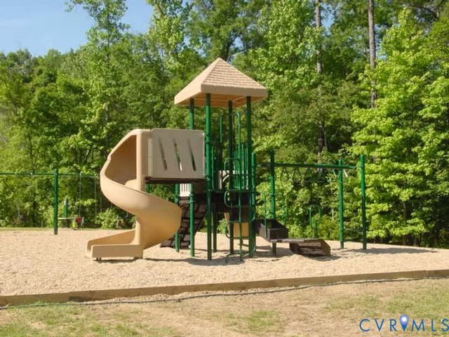 11630 Barrows Ridge Ln, Chesterfield, VA 23838