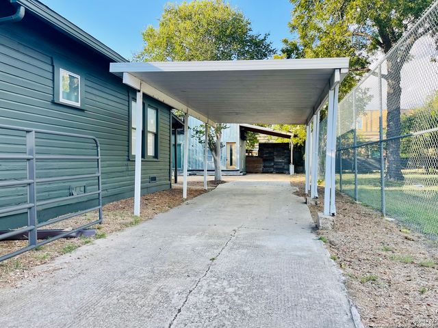 511 Iowa St Unit 2, San Antonio, TX 78203