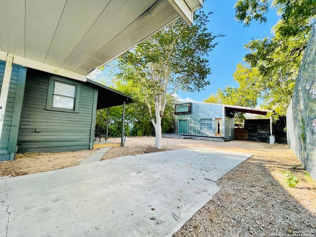511 Iowa St Unit 2, San Antonio, TX 78203