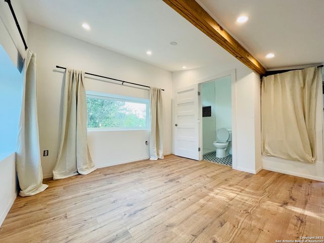 511 Iowa St Unit 2, San Antonio, TX 78203