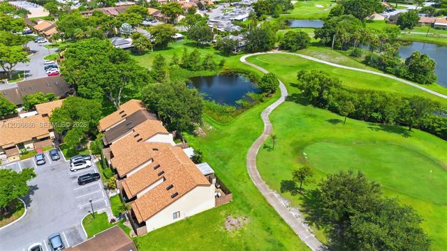 2152 SW 81st Way, Davie, FL 33324