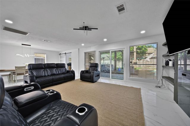 21407 Deerhaven Drive, Spring, TX 77388