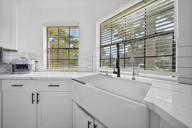 21407 Deerhaven Drive, Spring, TX 77388