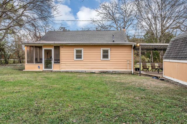 3200 Knight Drive, Nashville, TN 37207