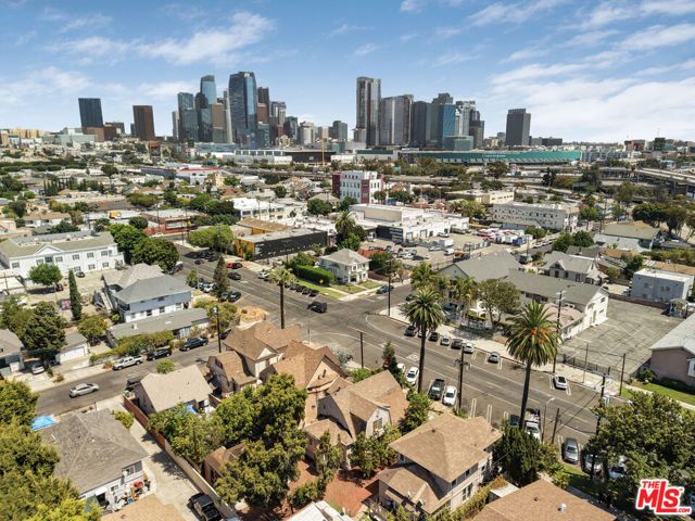 1711 Toberman Street, Los Angeles, CA 90015