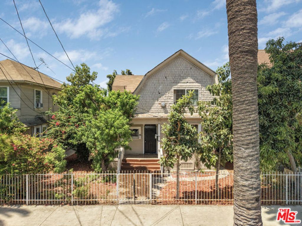 1711 Toberman Street, Los Angeles, CA 90015