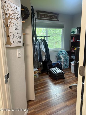 521 E 46th Place, Anchorage, AK 99503