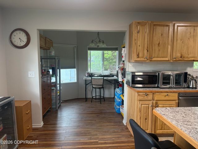 521 E 46th Place, Anchorage, AK 99503