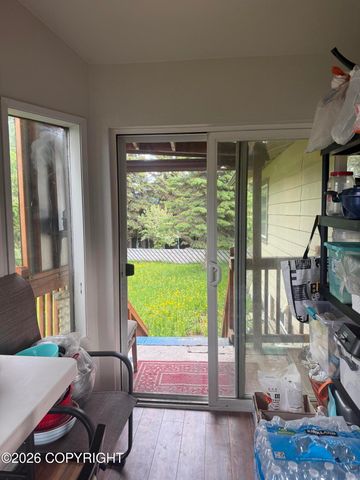 521 E 46th Place, Anchorage, AK 99503