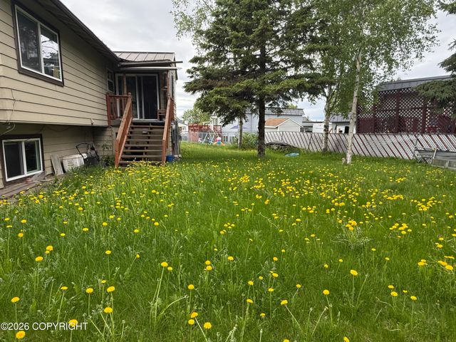 521 E 46th Place, Anchorage, AK 99503