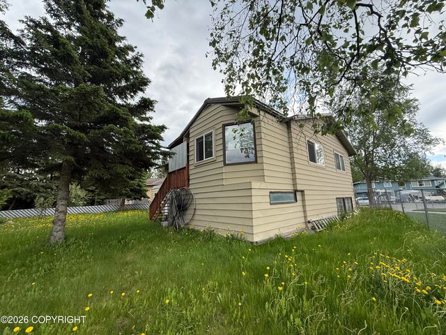 521 E 46th Place, Anchorage, AK 99503