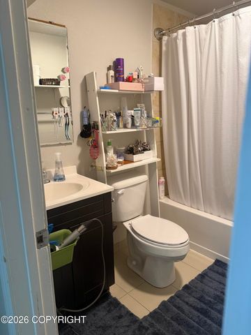 521 E 46th Place, Anchorage, AK 99503