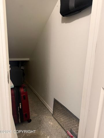 521 E 46th Place, Anchorage, AK 99503
