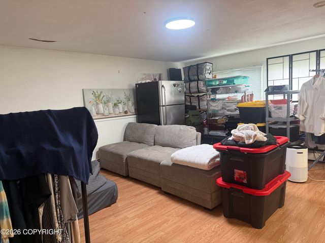 521 E 46th Place, Anchorage, AK 99503