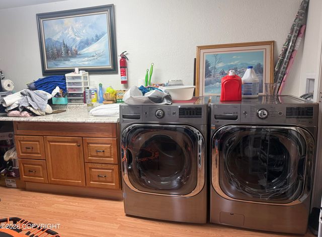 521 E 46th Place, Anchorage, AK 99503