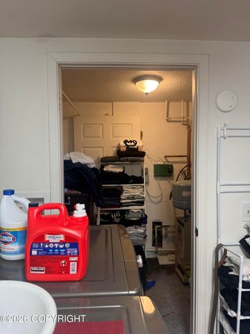 521 E 46th Place, Anchorage, AK 99503