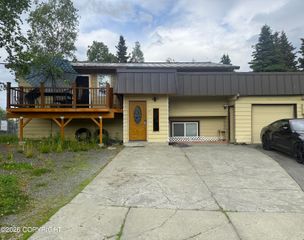 521 E 46th Place, Anchorage, AK 99503