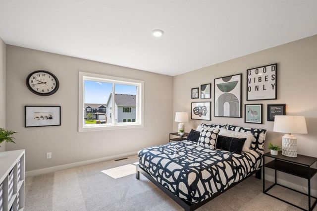 5324 176th Street W, Lakeville, MN 55044