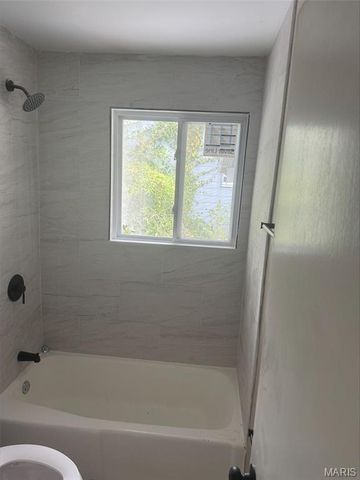 10417 Prince Drive, St Louis, MO 63136