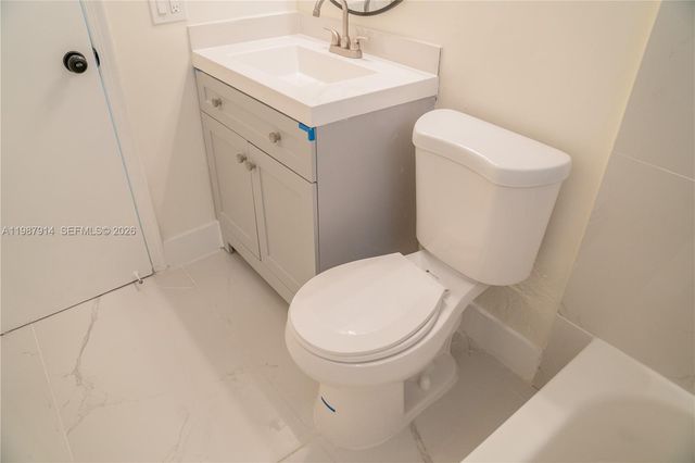 615 NE 26TH ST 2, Wilton Manors, FL 33305