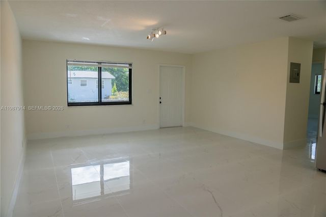 615 NE 26TH ST 2, Wilton Manors, FL 33305