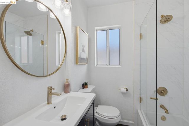 2081 Bonar St, Berkeley, CA 94702
