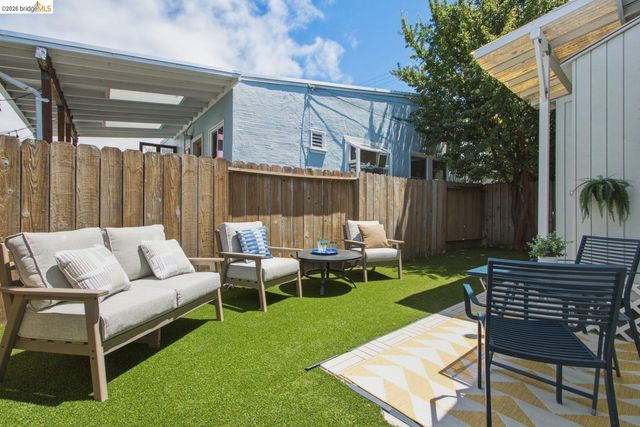 2081 Bonar St, Berkeley, CA 94702