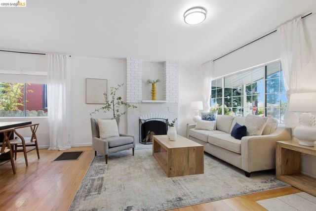 2081 Bonar St, Berkeley, CA 94702