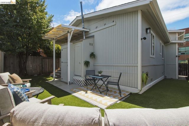 2081 Bonar St, Berkeley, CA 94702